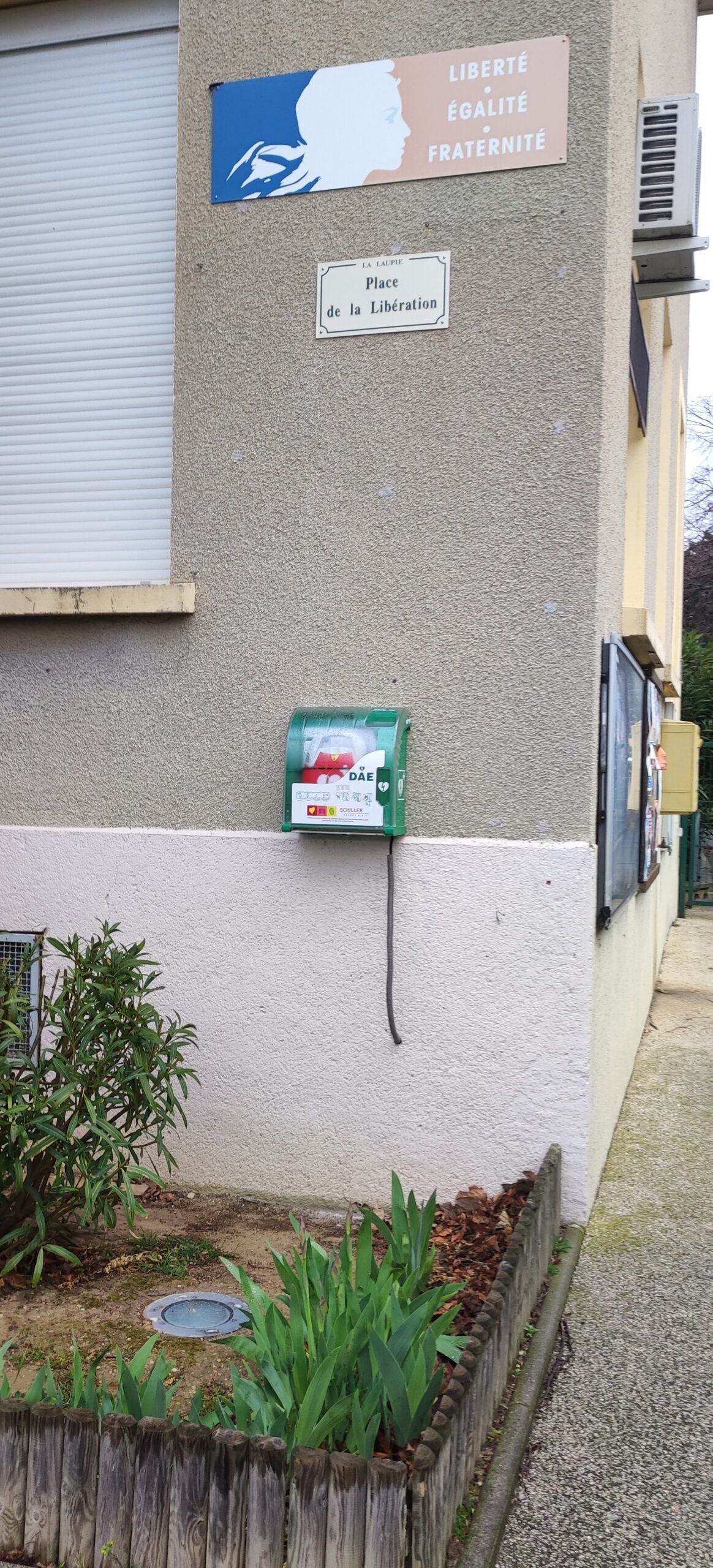 Nouveau : un défibrillateur D.A.E
